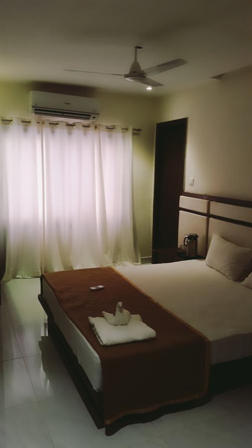 Shree Jee Intenational Hotel นาถดวารา ภายนอก รูปภาพ
