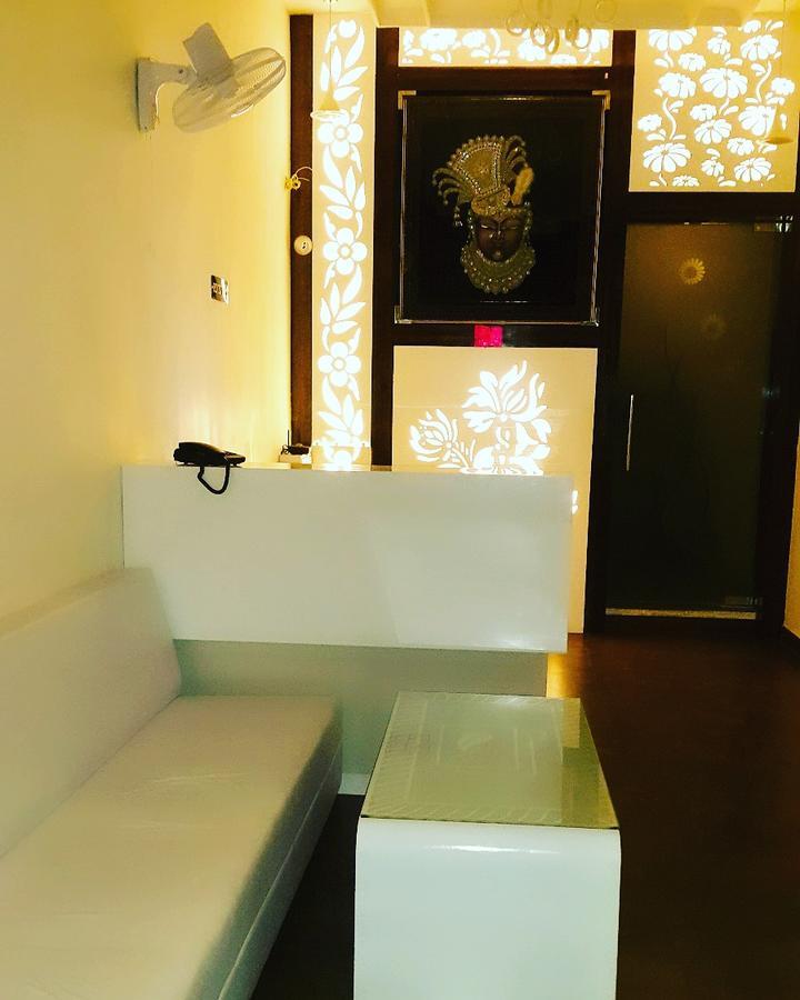 Shree Jee Intenational Hotel นาถดวารา ภายนอก รูปภาพ